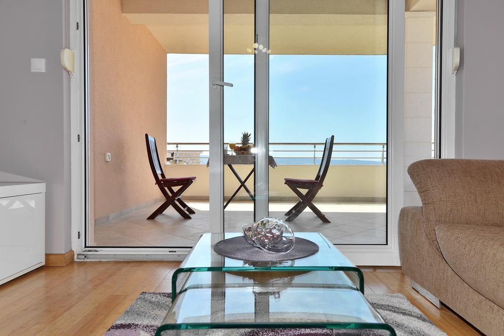 Apartments San Monte Podstrana Room photo